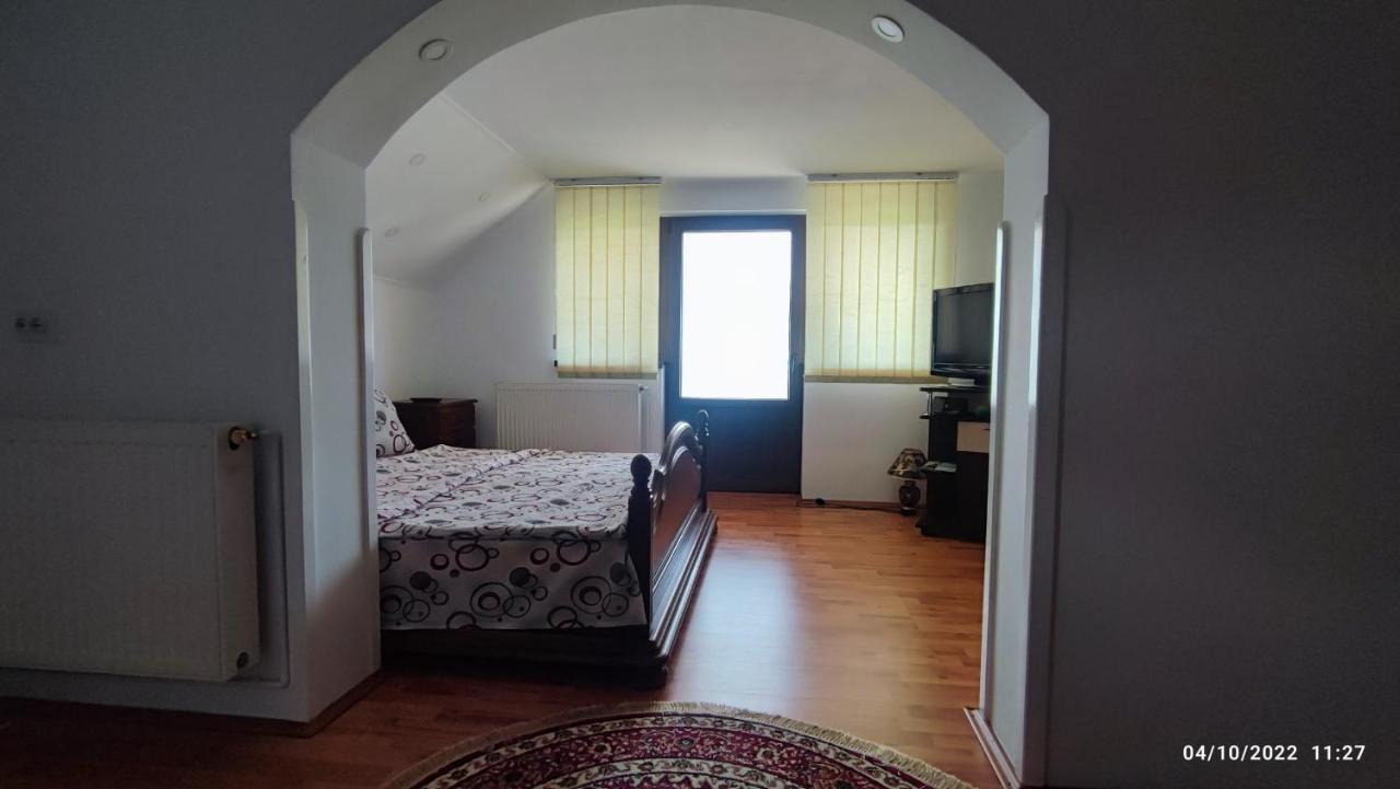 Dariamaf Apartment Campulung Moldovenesc Ngoại thất bức ảnh